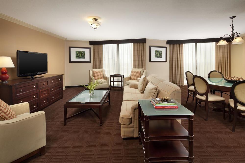Sheraton Dallas By The Galleria Hotel