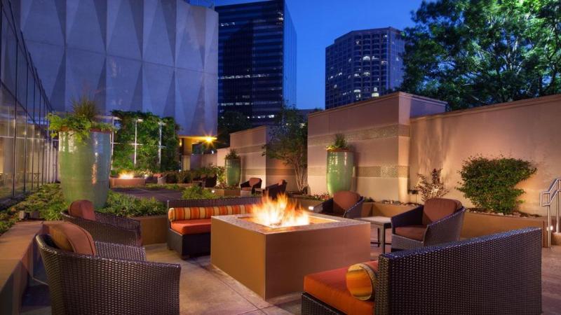 Sheraton Dallas By The Galleria Hotel 4*